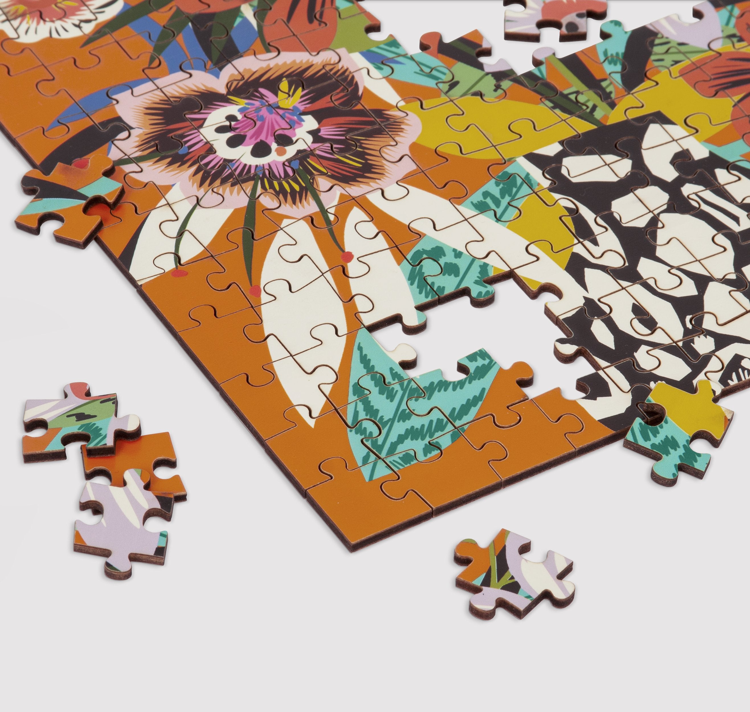 Kitty McCall Leopard Vase Wood Puzzle | Galison